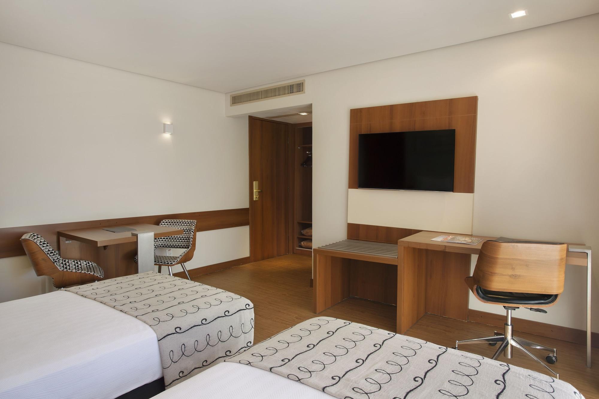 Hotel Windsor Plaza 5*