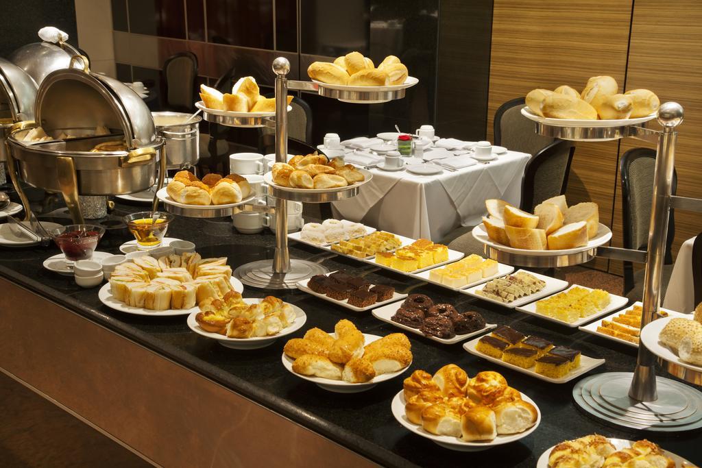 Windsor Plaza Hotel