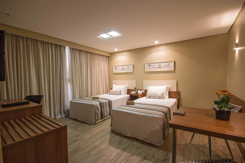 Hotel Windsor Plaza 5*